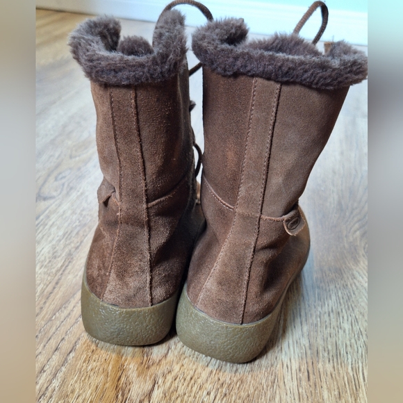 Cougar Cricket Brown Suede Lace Up Boot - 6 - Picture 2 of 9